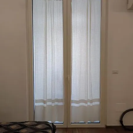 アパート Casa Manzoni ビシェーリエ